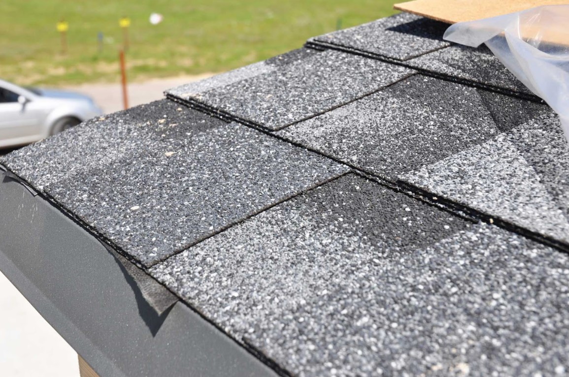 weather impacts roof lifespan in Missouri